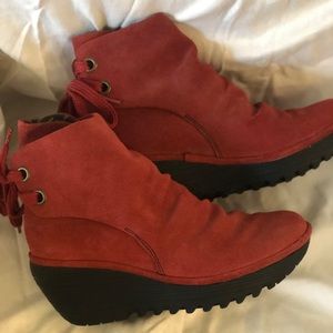 Extremely rare, Fly London Yama in red suede.
